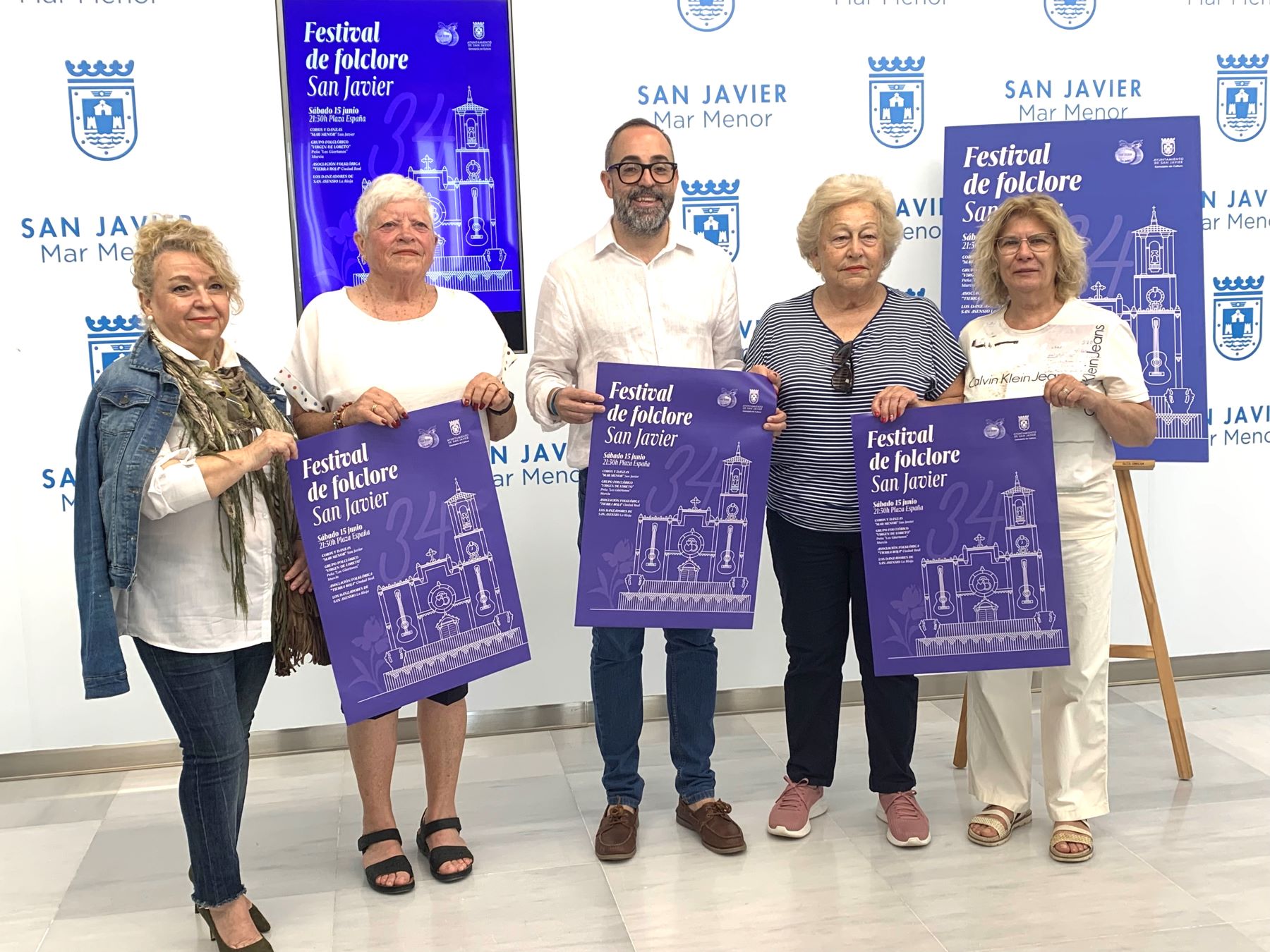 El XXXIV Festival Internacional de Folclore adelanta el verano y la temporada de festivales en San Javier 